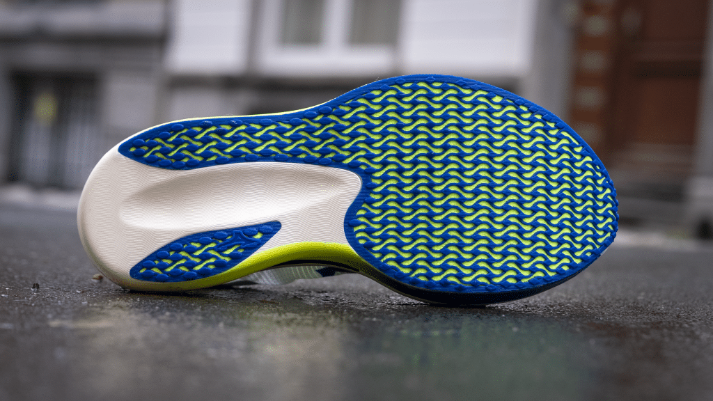 Mizuno Hyperwarp Pro